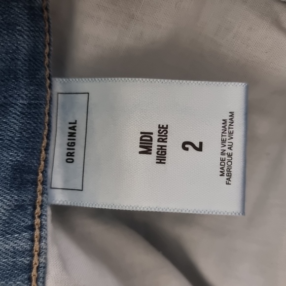 Express Blue Leopard Print Denim Cut Off Shorts - Size 2 - Stylish and Trendy - Picture 4 of 7